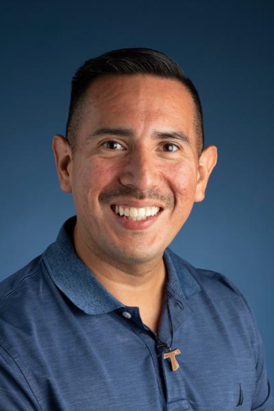 Kerwin Molina headshot
