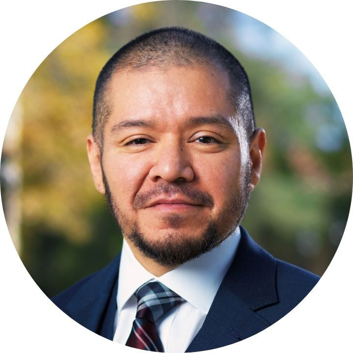 circular headshot of LMU SOE faculty and staff member Will Perez