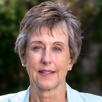 Deb Estes Headshot